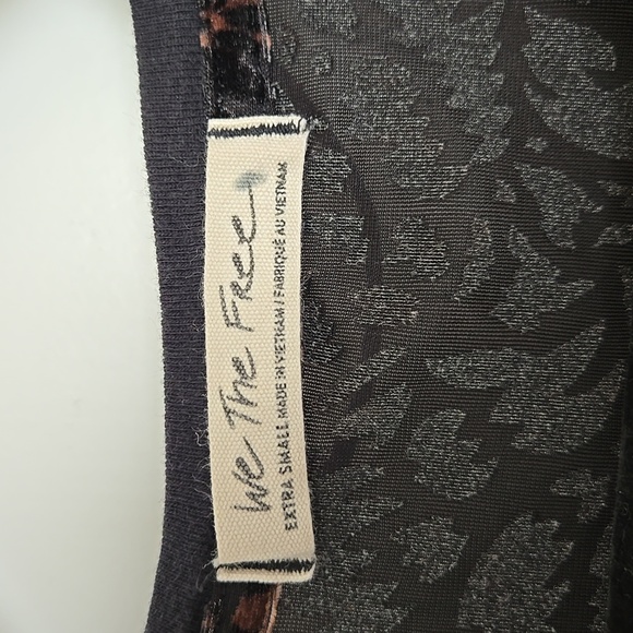 We the Free Teddy Burnt Out Velvet Tee in Black and Brown Sz XS - Picture 2 of 8